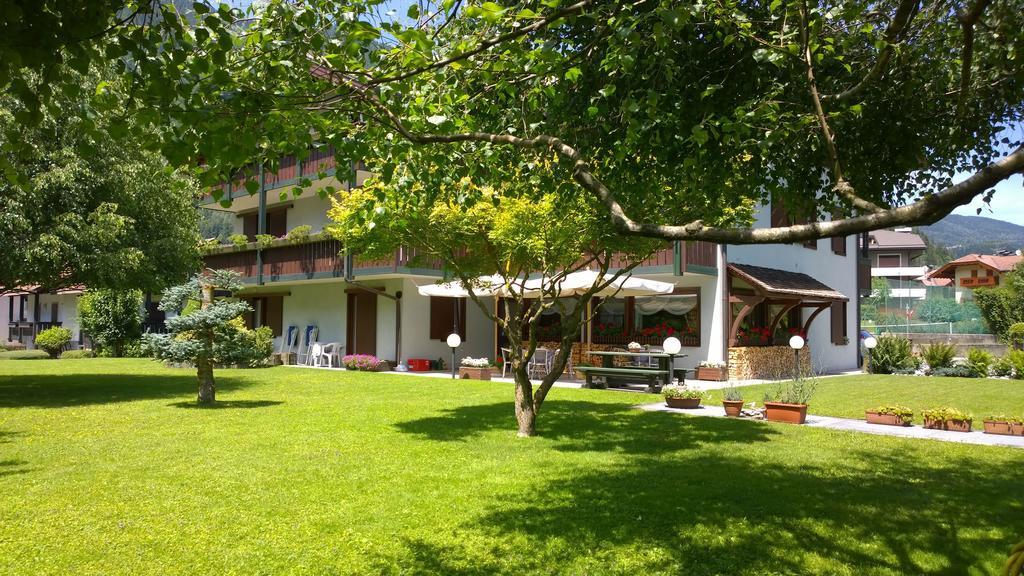 La Felce Bed & Breakfast Carisolo Exterior photo